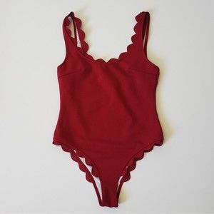 Cupshe One Piece Swimsuit Medium Burgundy Red Scoop Neck Scalloped Edge Beachy